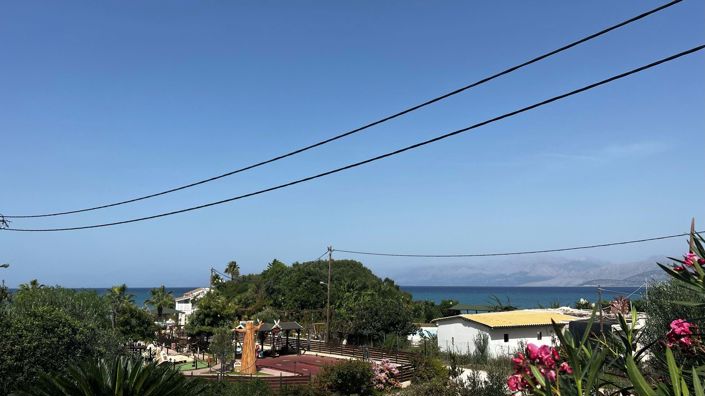 Image No.2-2 Bed House for sale