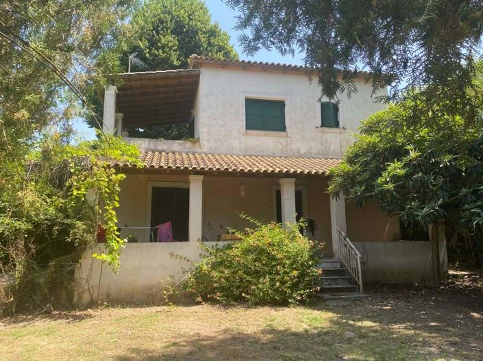 Image No.24-6 Bed House for sale