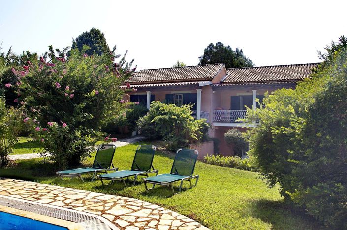 Image No.5-6 Bed House for sale