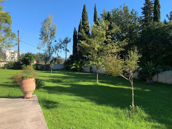 Image No.17-5 Bed House for sale