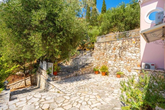 Image No.16-3 Bed House for sale