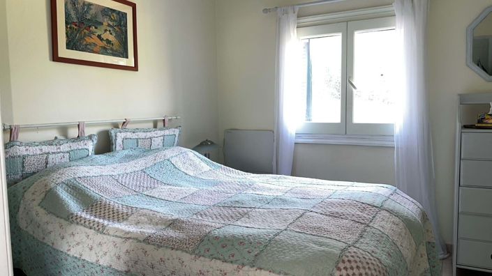 Image No.10-3 Bed House for sale