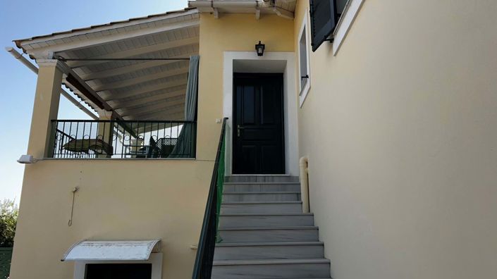Image No.15-3 Bed House for sale