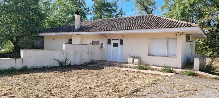 Image No.2-4 Bed House for sale