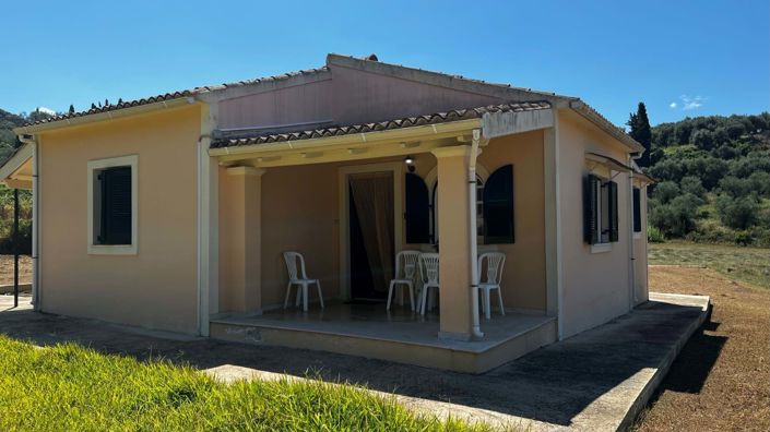 Image No.3-3 Bed House for sale