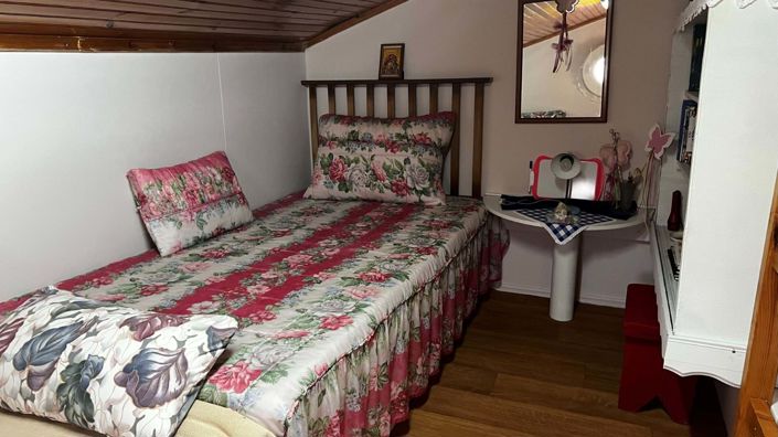 Image No.8-3 Bed House for sale