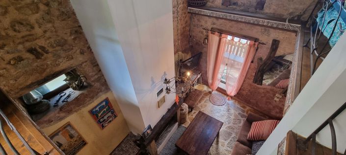 Image No.11-3 Bed House for sale