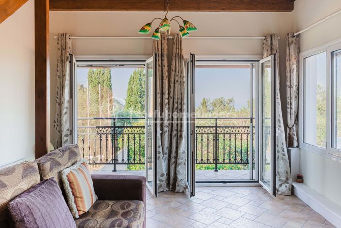 Image No.15-3 Bed House for sale