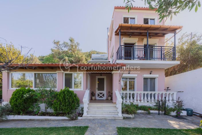 Image No.2-3 Bed House for sale