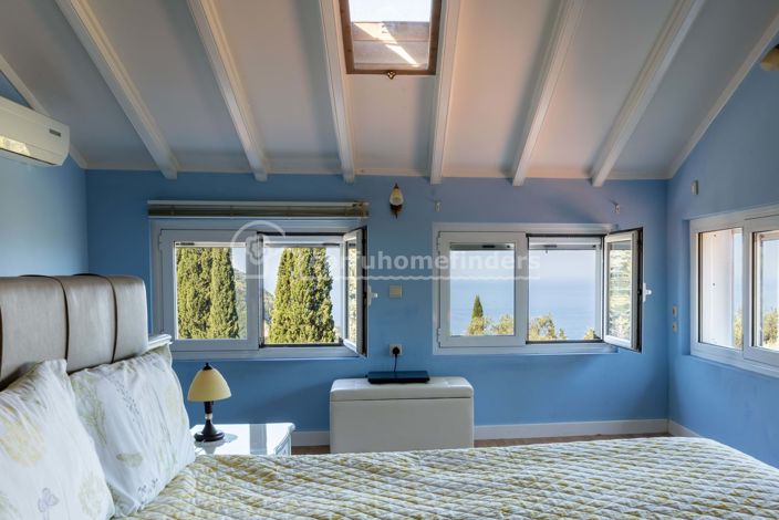 Image No.20-3 Bed House for sale