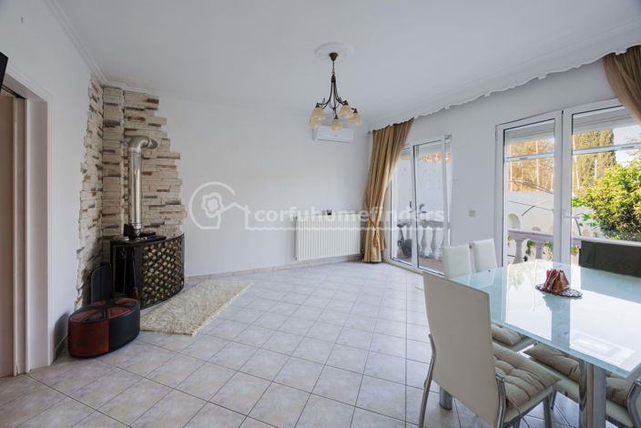 Image No.4-3 Bed House for sale