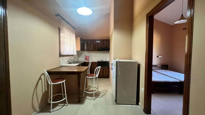 Image No.8-16 Bed Apartment for sale