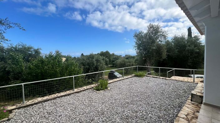 Image No.2-3 Bed House for sale