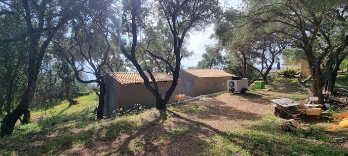 Image No.11-2 Bed House for sale