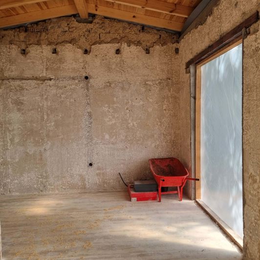 Image No.15-2 Bed House for sale