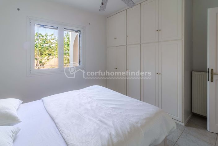 Image No.14-2 Bed House for sale