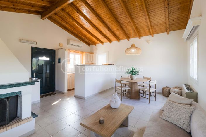 Image No.3-2 Bed House for sale