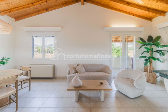 Image No.5-2 Bed House for sale