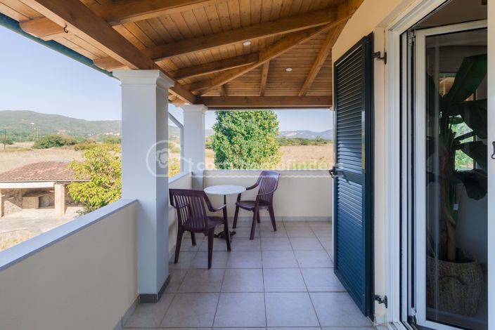 Image No.9-2 Bed House for sale