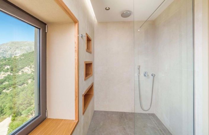 Image No.12-4 Bed House for sale