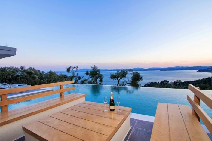 Image No.16-4 Bed House for sale