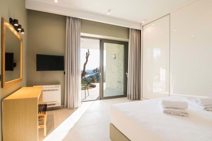 Image No.23-4 Bed House for sale