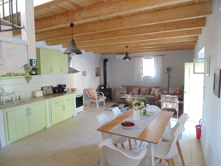 Image No.10-2 Bed House for sale