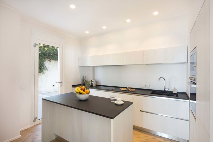 Image No.18-3 Bed House for sale