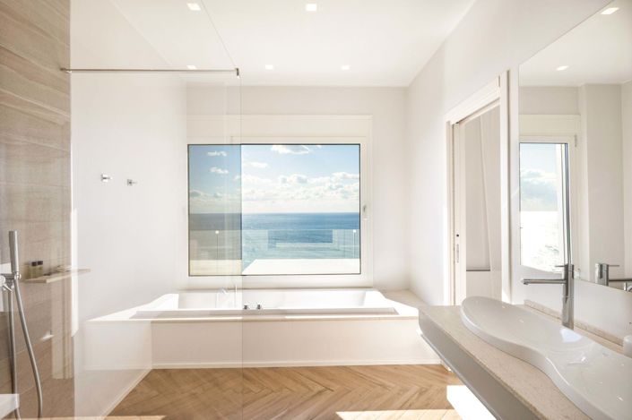 Image No.21-3 Bed House for sale