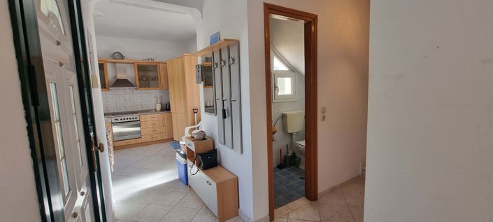 Image No.10-3 Bed House for sale