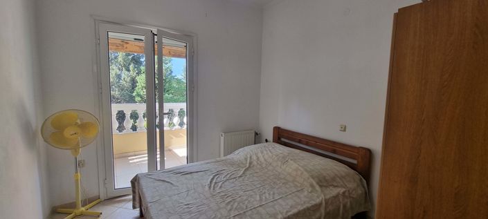 Image No.11-3 Bed House for sale