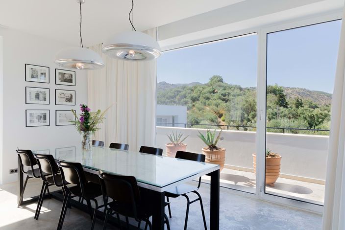 Image No.26-4 Bed House for sale