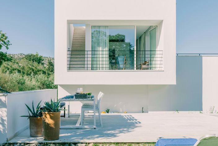 Image No.6-4 Bed House for sale