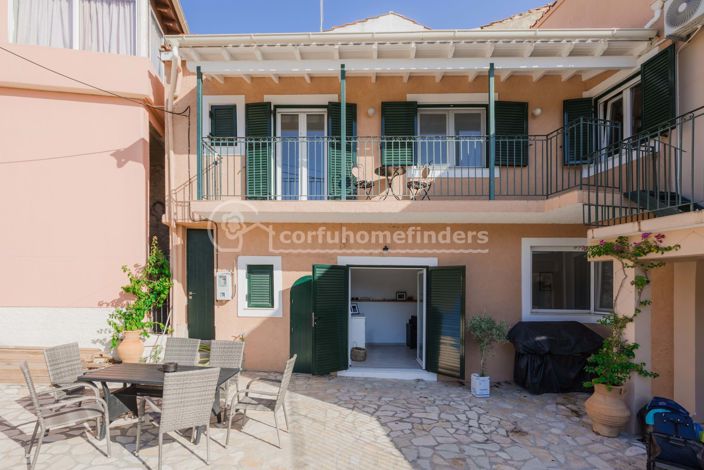 Image No.1-3 Bed House for sale