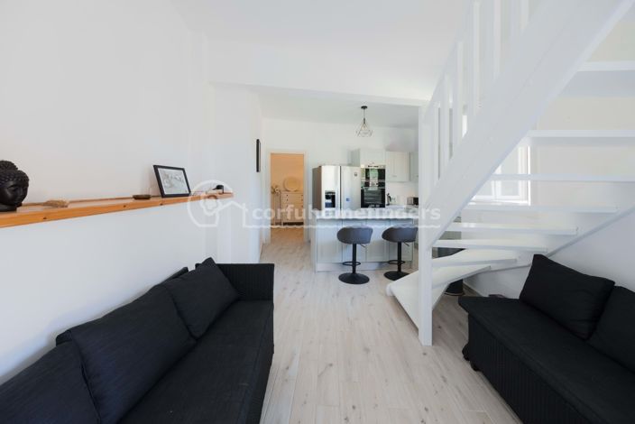 Image No.3-3 Bed House for sale