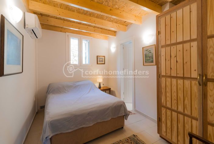 Image No.17-3 Bed House for sale