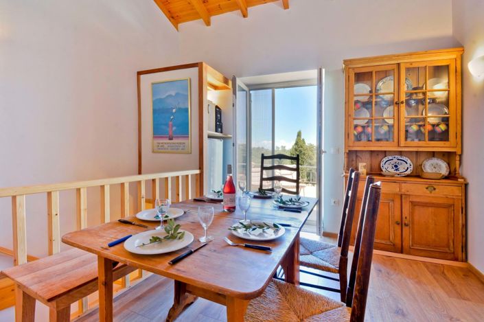 Image No.3-3 Bed House for sale