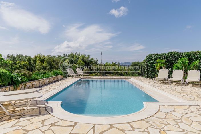 Image No.24-4 Bed House for sale