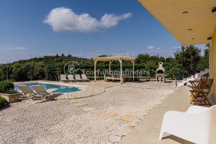 Image No.25-4 Bed House for sale