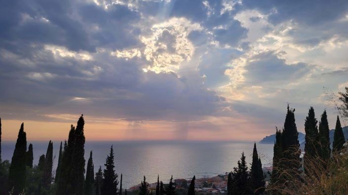 Image No.16-5 Bed House for sale