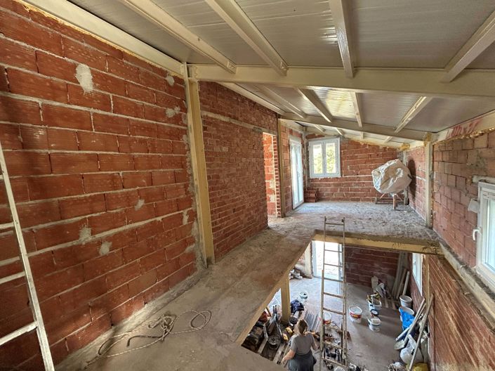 Image No.5-5 Bed House for sale