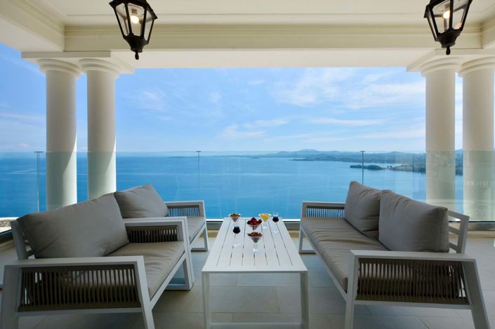 Image No.33-8 Bed House for sale