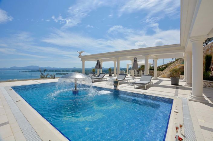 Image No.34-8 Bed House for sale