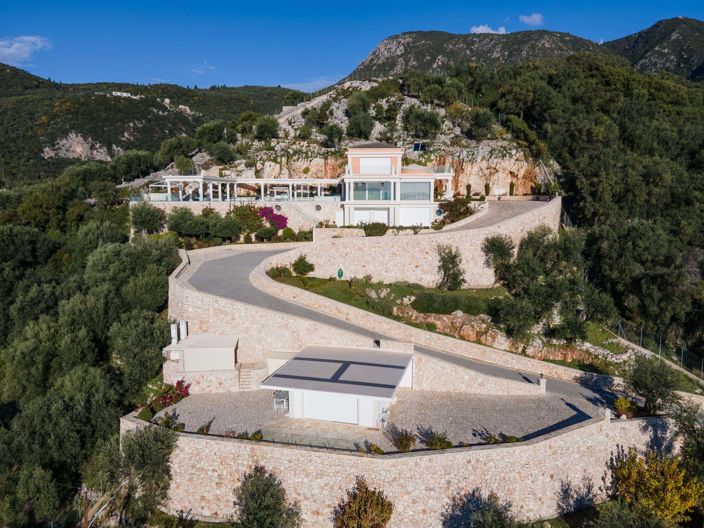 Image No.37-8 Bed House for sale