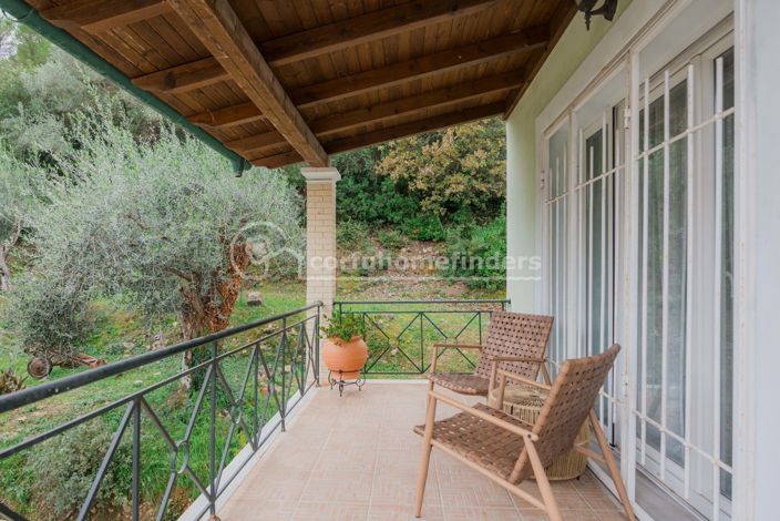 Image No.9-3 Bed House for sale