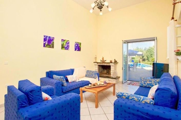 Image No.12-4 Bed House for sale