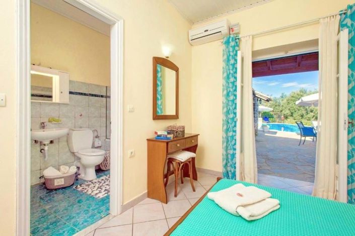 Image No.16-4 Bed House for sale