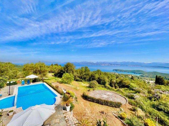 Image No.8-4 Bed House for sale