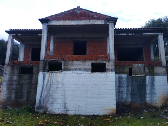 Image No.10-2 Bed House for sale