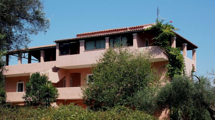 Image No.5-14 Bed Property for sale